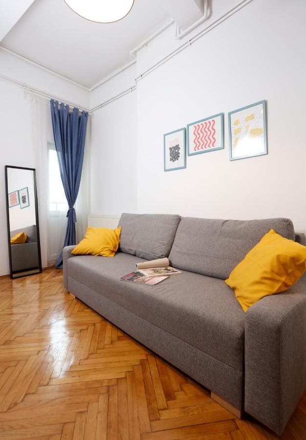 Lovely Apartment With 2 Bedrooms Bucarest Exterior foto